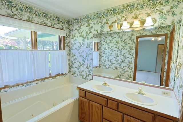 9803 N COMANCHE Dr, Spokane, WA 99208