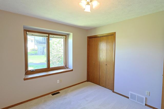 9803 N COMANCHE Dr, Spokane, WA 99208