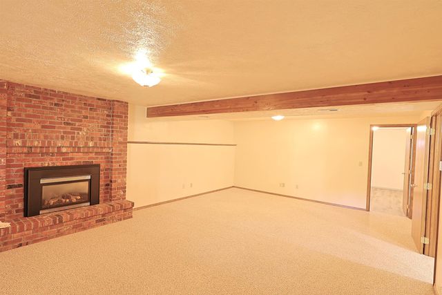 9803 N COMANCHE Dr, Spokane, WA 99208