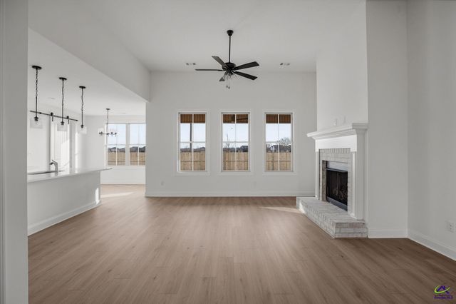 200 Farmland Circle, Perry, GA 31069