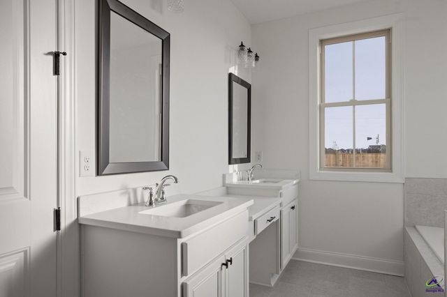 200 Farmland Circle, Perry, GA 31069