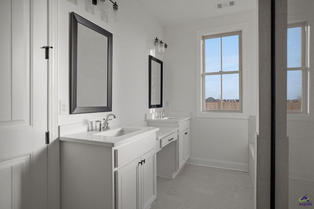 200 Farmland Circle, Perry, GA 31069