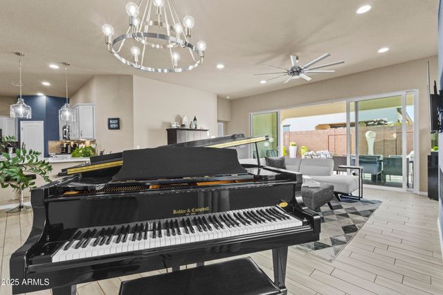 14200 W VILLAGE Parkway 2046, Litchfield Park, AZ 85340