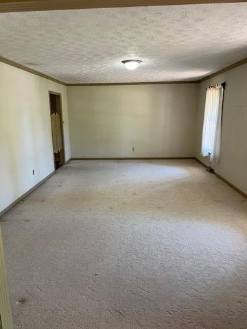 104 Club Lane, Nicholasville, KY 40356