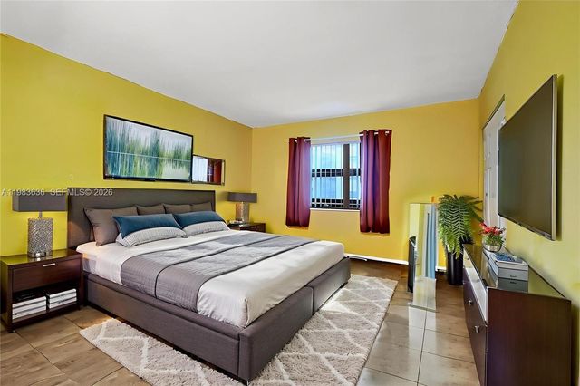 8145 NW 7th Street 315, Miami, FL 33126