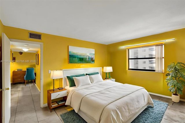 8145 NW 7th Street 315, Miami, FL 33126