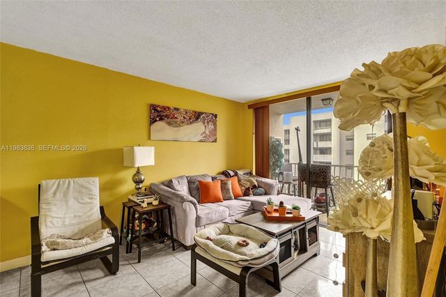 8145 NW 7th Street 315, Miami, FL 33126