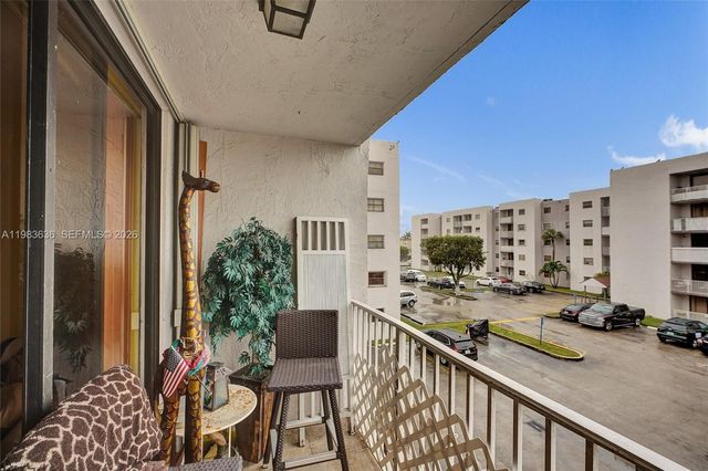 8145 NW 7th Street 315, Miami, FL 33126