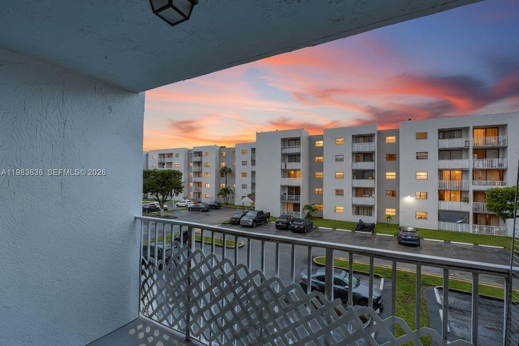 8145 NW 7th Street 315, Miami, FL 33126