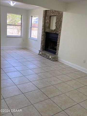 71 Fairview Avenue, Ormond Beach, FL 32174