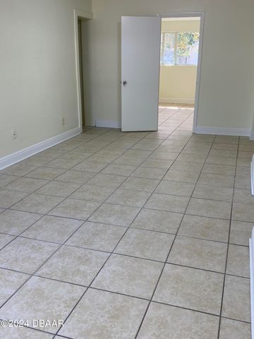71 Fairview Avenue, Ormond Beach, FL 32174