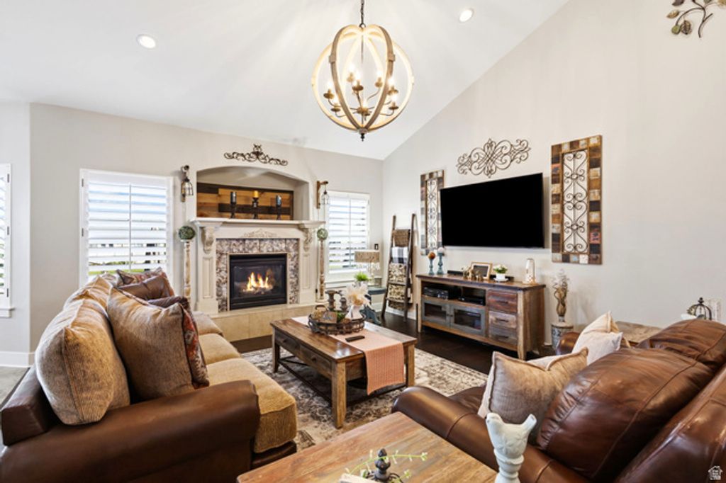 1642 W HUNTERS CREEK CIR, South Jordan, UT 84095 — photo 4