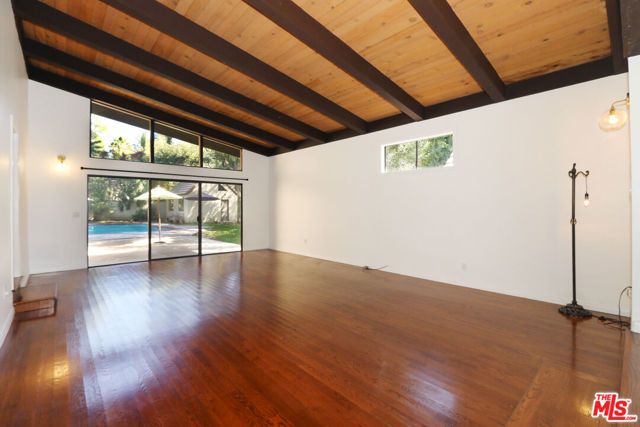 1609 Capistrano Avenue, Glendale, CA 91208