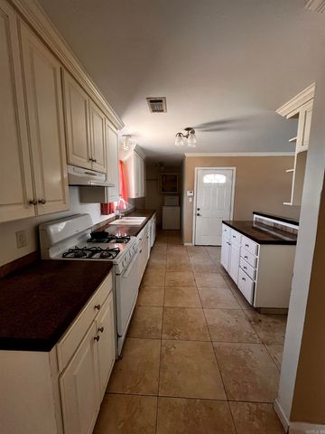 10200 Geyer Springs Rd, Little Rock, AR 72209