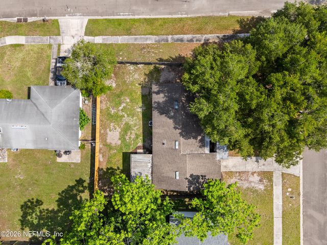 1512 MESA Drive, Jacksonville, FL 32221