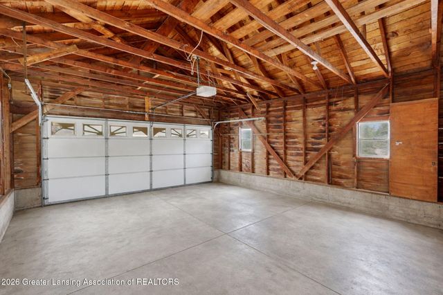 1482 W Kalamo Highway R2, Charlotte, MI 48813