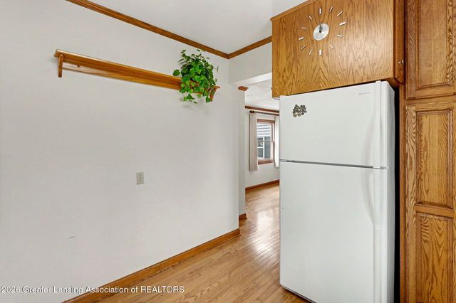 1482 W Kalamo Highway R2, Charlotte, MI 48813