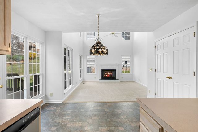 2320 Peak Hill Cv, Nashville, TN 37211