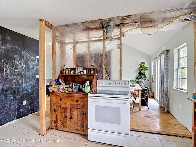 12126 Skimmer Avenue, Weeki Wachee, FL 34614