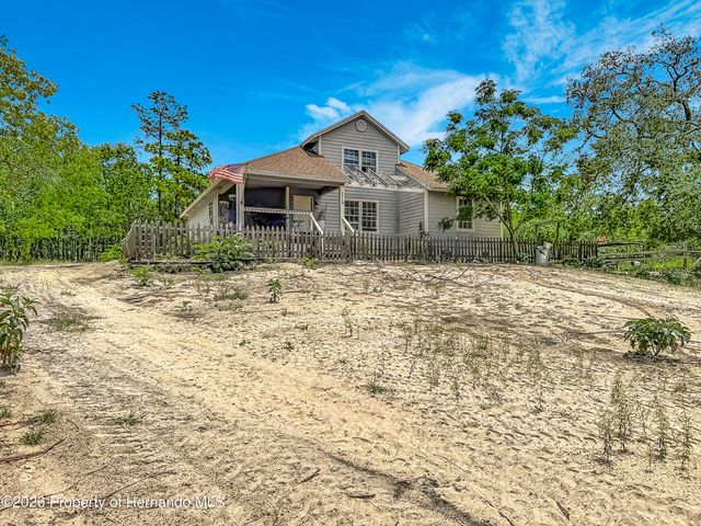 12126 Skimmer Avenue, Weeki Wachee, FL 34614