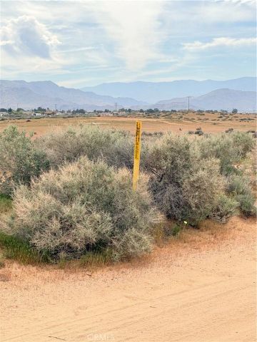 3 Carmel, Apple Valley, CA 92307