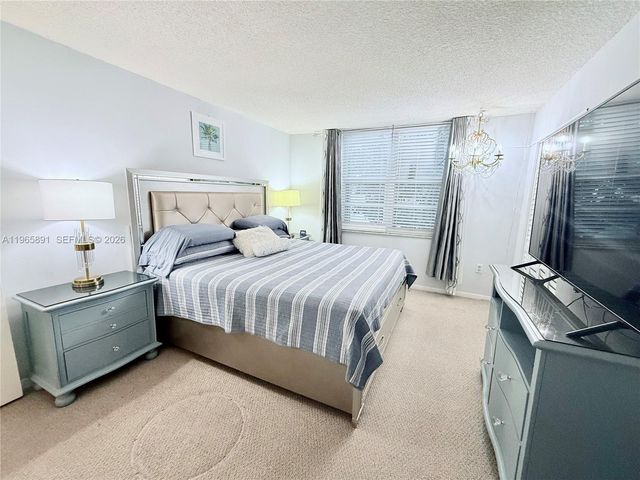 6000 NE 22nd Way 2G, Fort Lauderdale, FL 33308