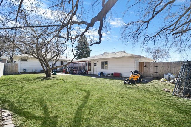 706 26 Street N, Fargo, ND 58102