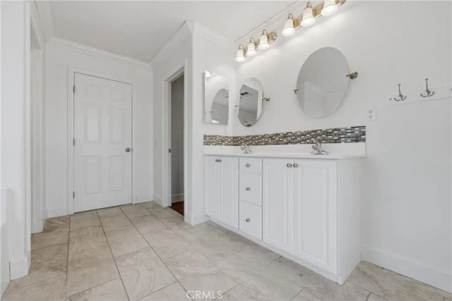 2180 Stonewood, Mentone, CA 92359
