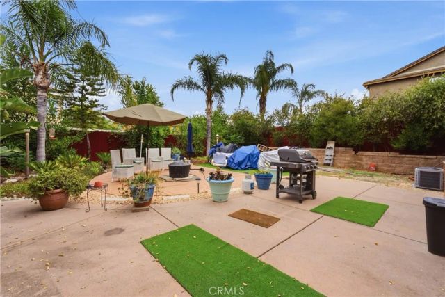 2180 Stonewood, Mentone, CA 92359