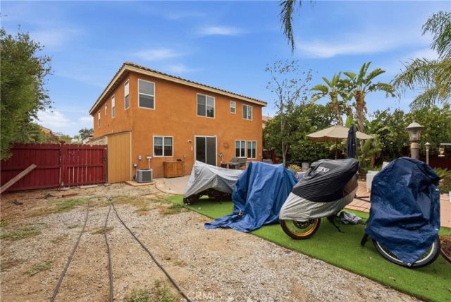 2180 Stonewood, Mentone, CA 92359
