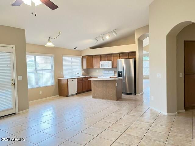 6375 W ADOBE Drive, Glendale, AZ 85308