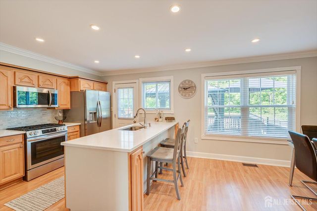 15 Gwizdak Court, Sayreville, NJ 08872
