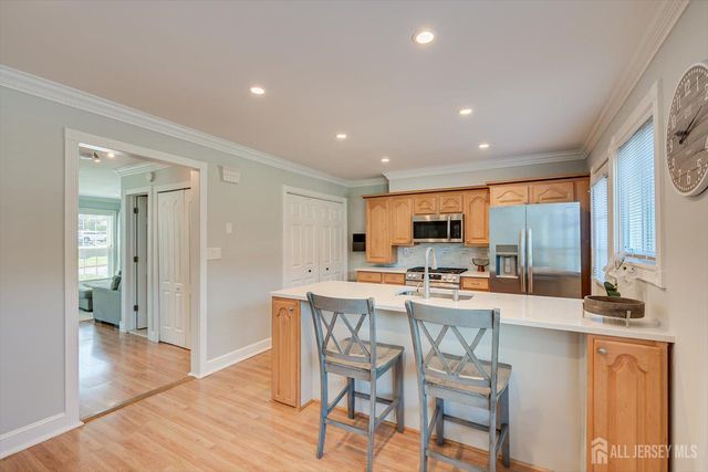 15 Gwizdak Court, Sayreville, NJ 08872