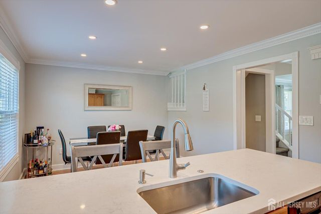 15 Gwizdak Court, Sayreville, NJ 08872