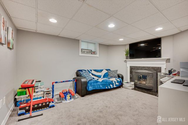15 Gwizdak Court, Sayreville, NJ 08872