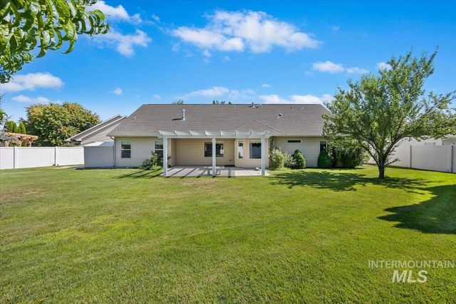 451 Wildrose Loop, Twin Falls, ID 83301