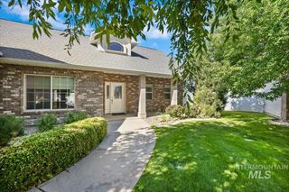 451 Wildrose Loop, Twin Falls, ID 83301