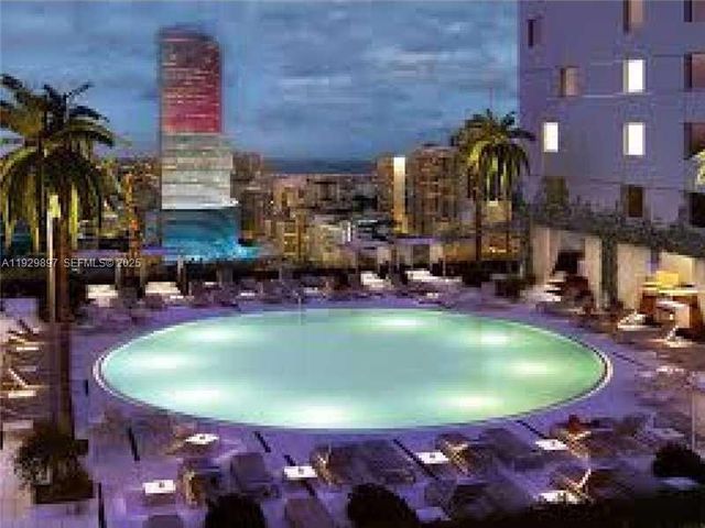 500 Brickell Ave 2303, Miami, FL 33131