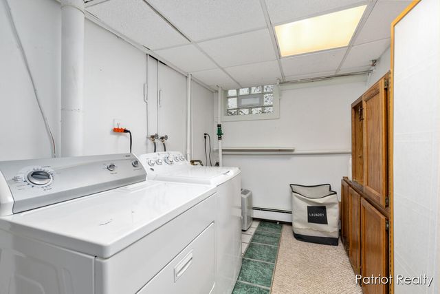 16631 Lakeview Street, Ferrysburg City, MI 49456