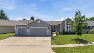 2134 S Golden Hills St, Wichita, KS 67209