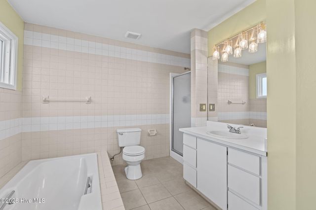 241 Windjammer W, Emerald Isle, NC 28594