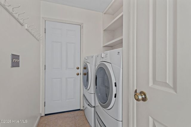 241 Windjammer W, Emerald Isle, NC 28594