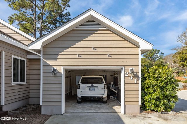 241 Windjammer W, Emerald Isle, NC 28594