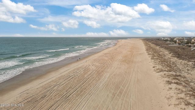 241 Windjammer W, Emerald Isle, NC 28594