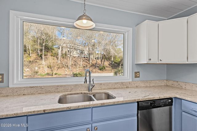 241 Windjammer W, Emerald Isle, NC 28594