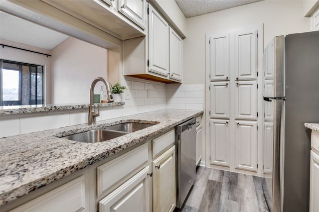 1310 Harwell Drive 4721, Arlington, TX 76011