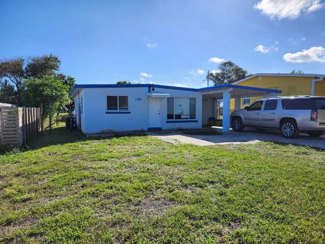 1102 James Road, Lake Worth, FL 33462