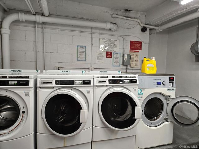 8709 34th Avenue 6K, Jackson Heights, NY 11372