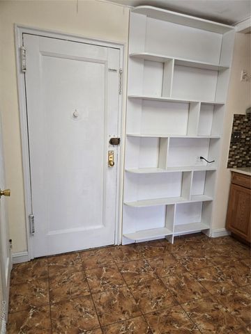 8709 34th Avenue 6K, Jackson Heights, NY 11372