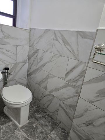 8709 34th Avenue 6K, Jackson Heights, NY 11372